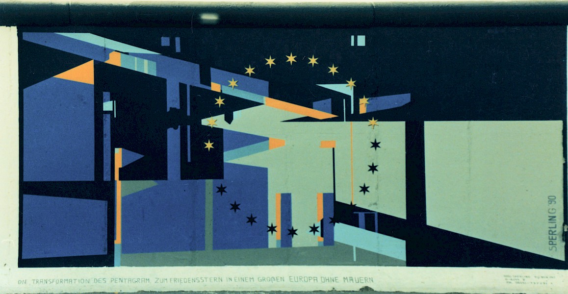 East Side Gallery: Bodo Sperling, Die Transformation des Pentagram zum Friedensstern in einem großen Europa ohne Mauern, 1990 © Stiftung Berliner Mauer, postcard