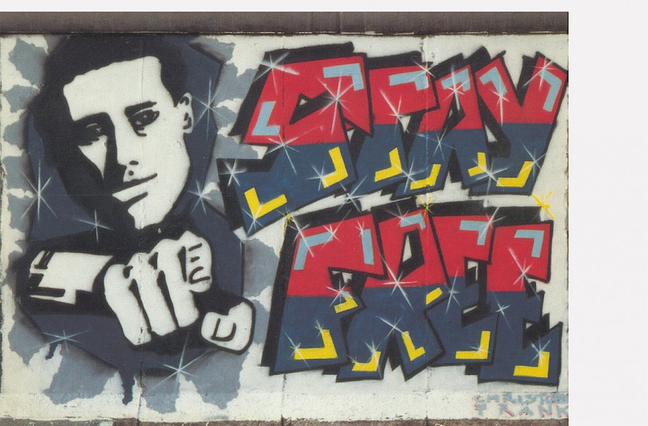 East Side Gallery: Christoph Frank, Stay Free, 1990 © Stiftung Berliner Mauer, postcard