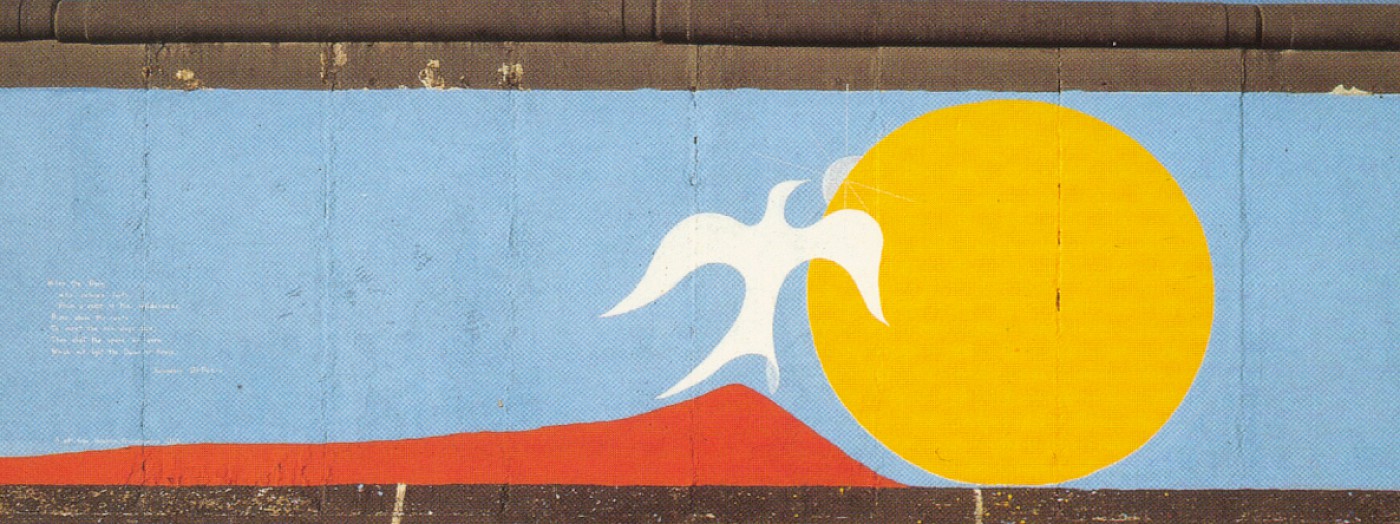East Side Gallery: Salvadore de Fazio, Dawn of Peace, 1990 © Stiftung Berliner Mauer, postcard
