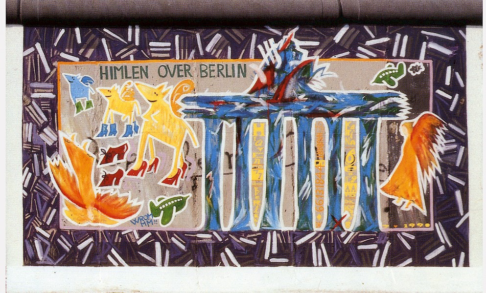 East Side Gallery: Karina Bjerregaard, Himlen over Berlin, 1990 © Stiftung Berliner Mauer, postcard