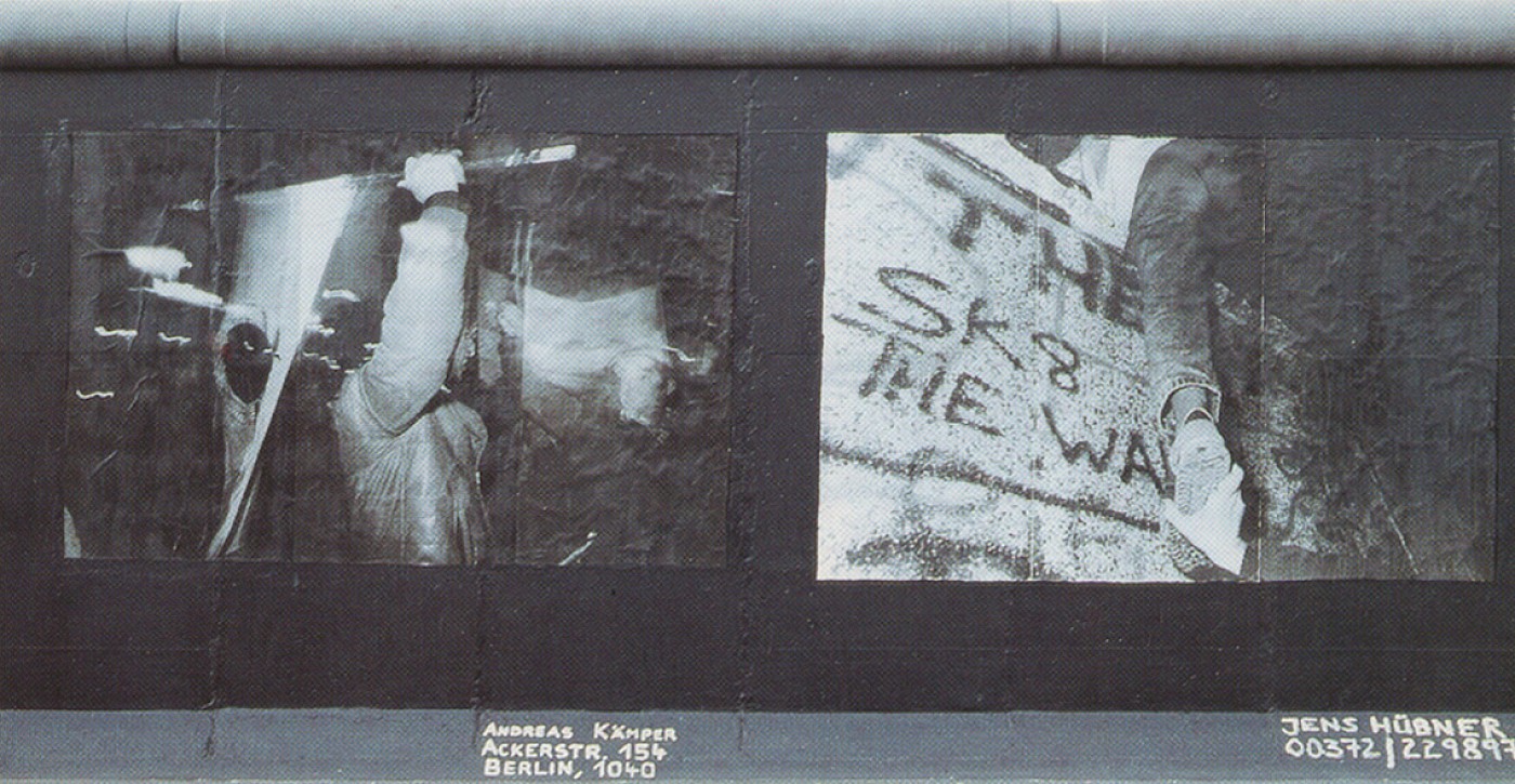 East Side Gallery: Andreas Kämper, Untitled, 1990 © Stiftung Berliner Mauer, postcard