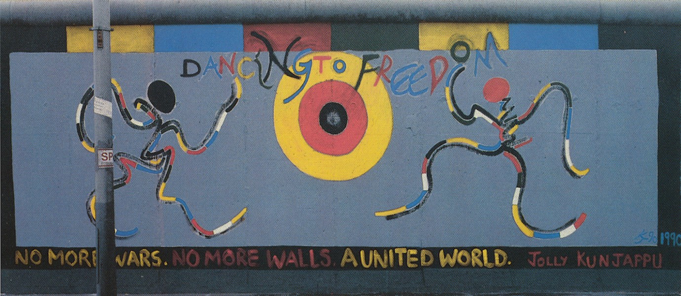 East Side Gallery: Jolly Kunjappu, Dancing To Freedom, 1990 © Stiftung Berliner Mauer, postcard