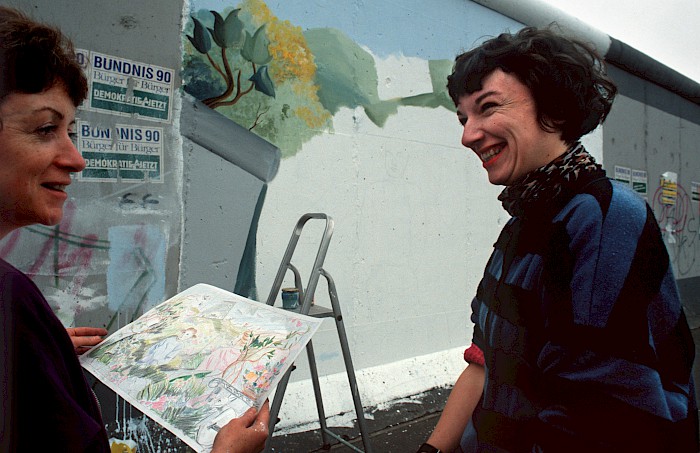 Christine MacLean and Muriel Raoux speaking at the East Side Gallery, 1990
