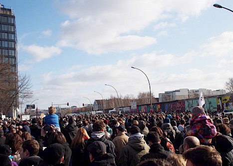 Demonstration demanding the preservation of the entire East Side Gallery, 2013