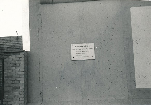 Secretly taken photo of a sign at the border wall in Mühlenstraße, 1988