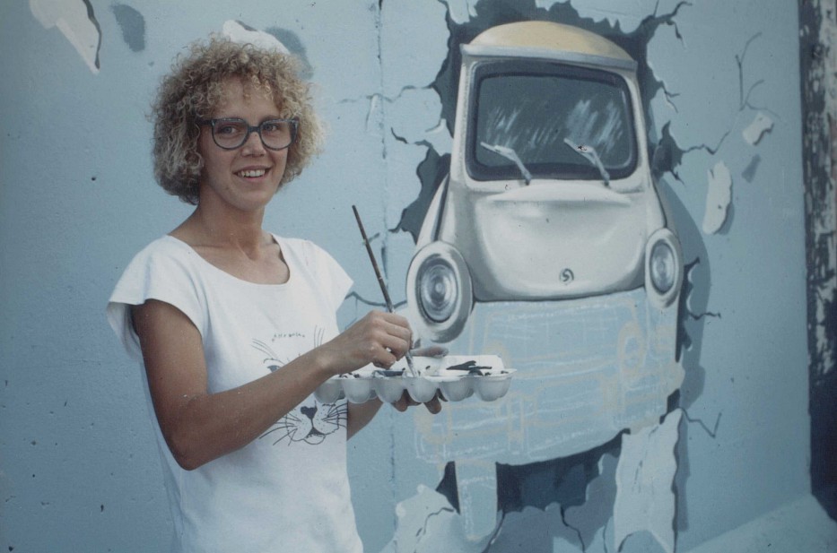 Birgit Kinder with her Trabi, September 1990